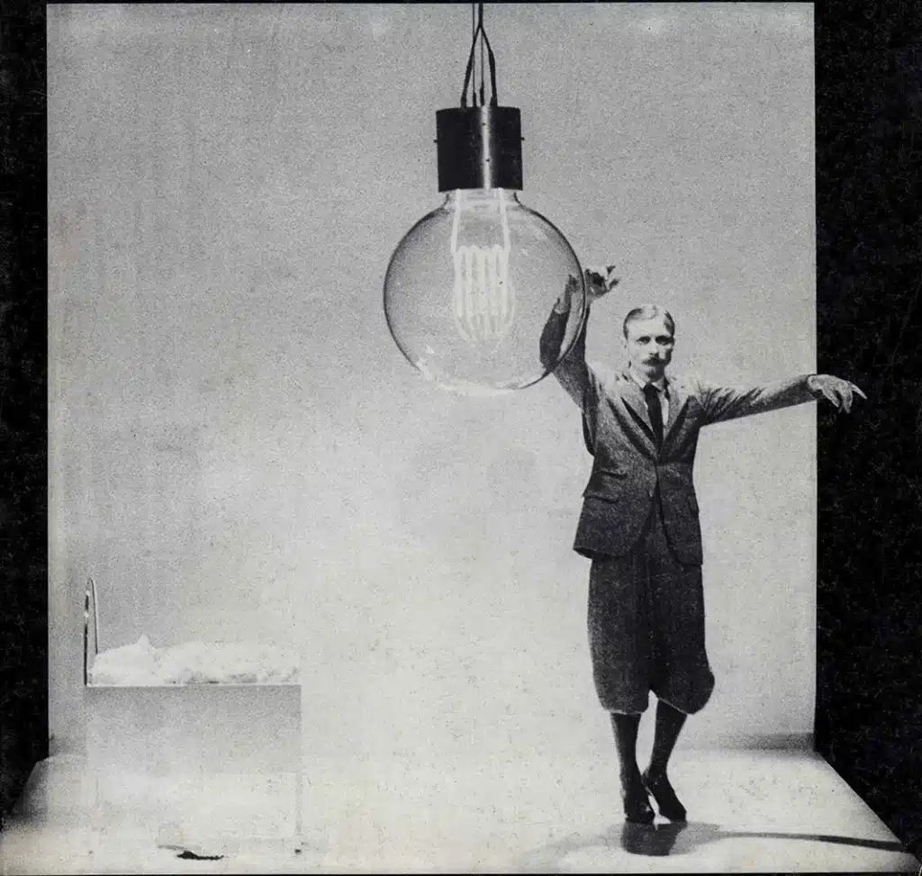 Couverture du numéro 1 d'alternatives théâtrales- Aspects du théâtre contemporain en Europe