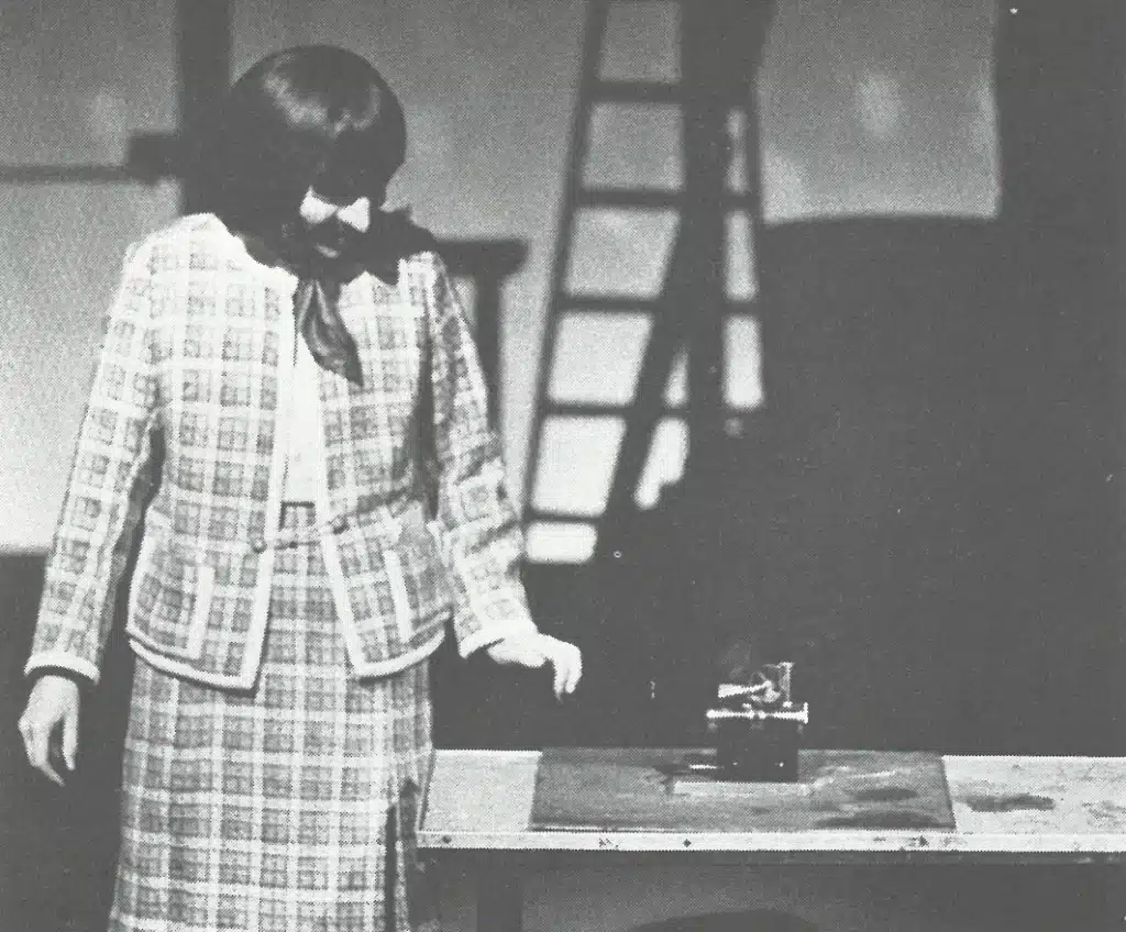 Attention au travail
Mise en scène, décors, costumes: Gildas Bourdet.
Dramaturgie: Alain Milianti.

Photos Claude Bricage