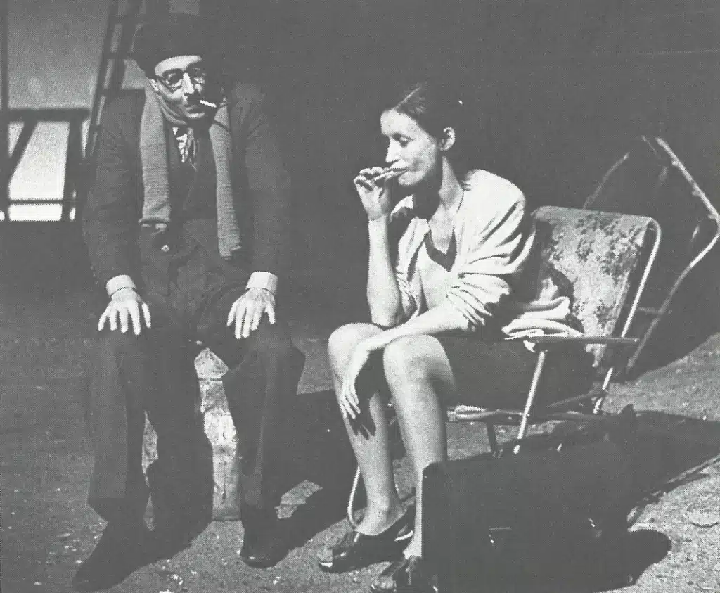 Attention au travail
Mise en scène, décors, costumes: Gildas Bourdet.
Dramaturgie: Alain Milianti.

Photos Claude Bricage