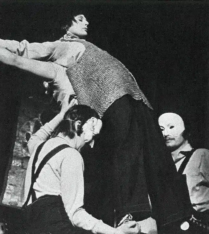 T'es pas tannée Jeanne d'Arc? Création collective du Grand cirque ordinaire (1969)