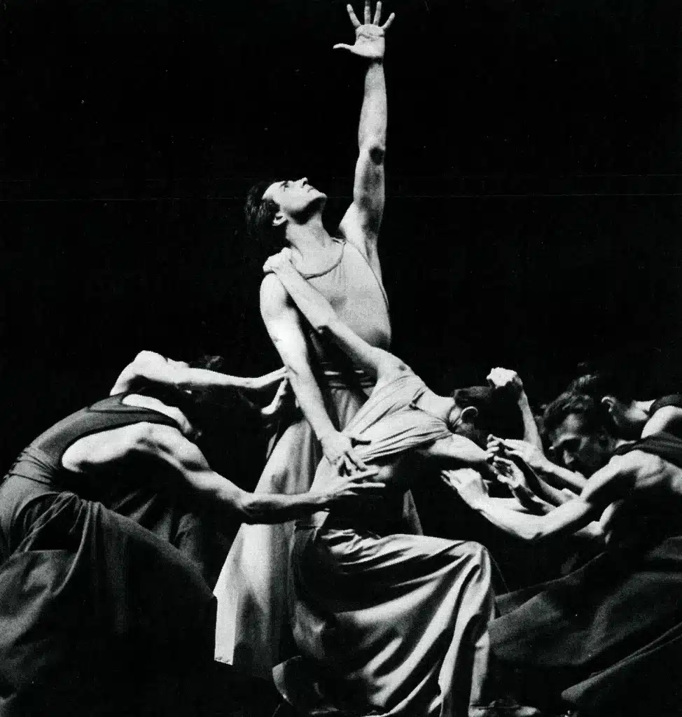 In paradisum, chorégraphie de James Kudelka. Photo Dominique Durocher 