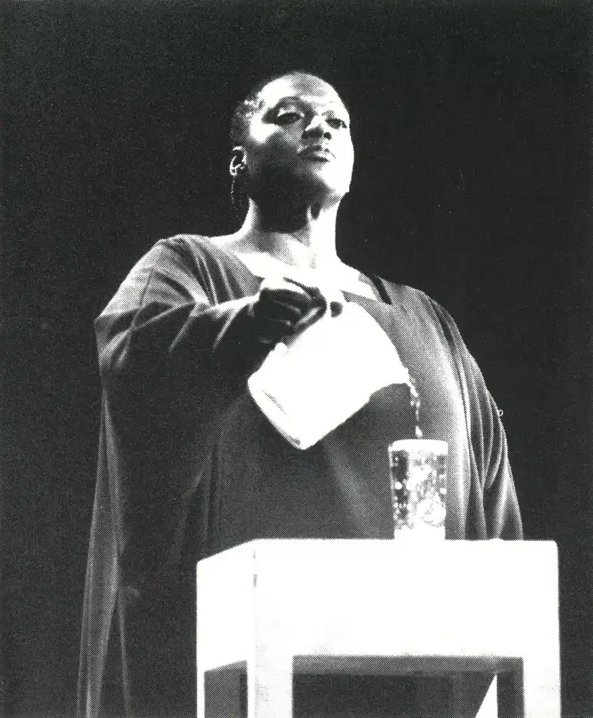 Jessye Norman. GREAT DAY IN THE MORNING,
mise en scène de Robert Wilson, 1982. Photo Bernand. 