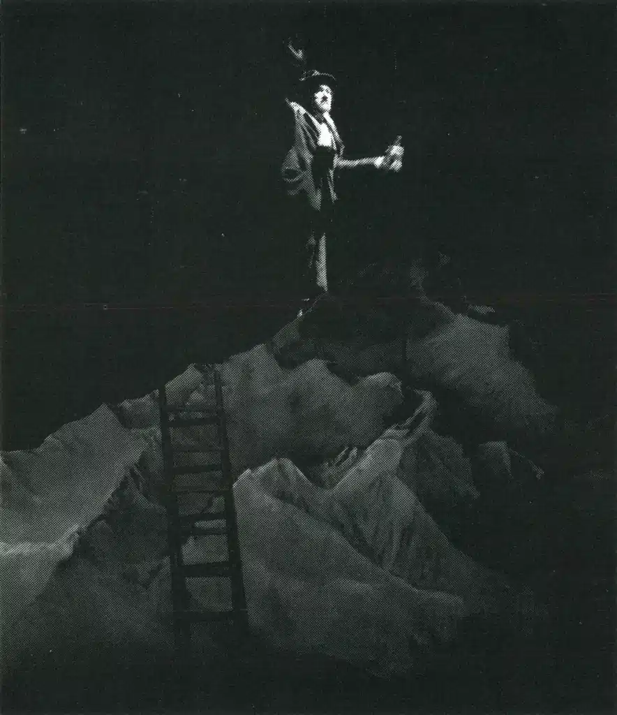 Serge Merlin. SIT VENIA VERBO de Lacoue-Labarthe, mise en scène de Michel Deutsch, Théâtre National de la Colline, 1989. Photo Enguerand. 