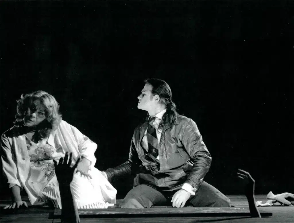 LE SANG CHAUD DE LA TERRE de C. Huysman, mise en scène de Robert Cantarella. Photo B. Enguerand.