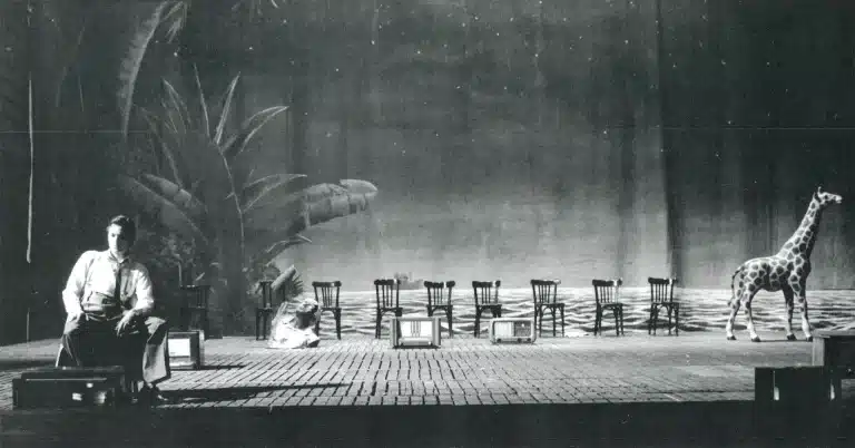 VERACRUZ de Georges Lavaudant, mise en scène de G. Lavaudant, TNP Villeurbanne, 1990. Photo B. Enguerand.