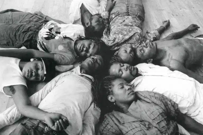 L’ARC-EN-TERRE de Sony Labou T'ansi par le Rocado Zulu Théâtre. Mise en scène de l’auteur et de Pierre Vial. Photo J. Goussebaire.