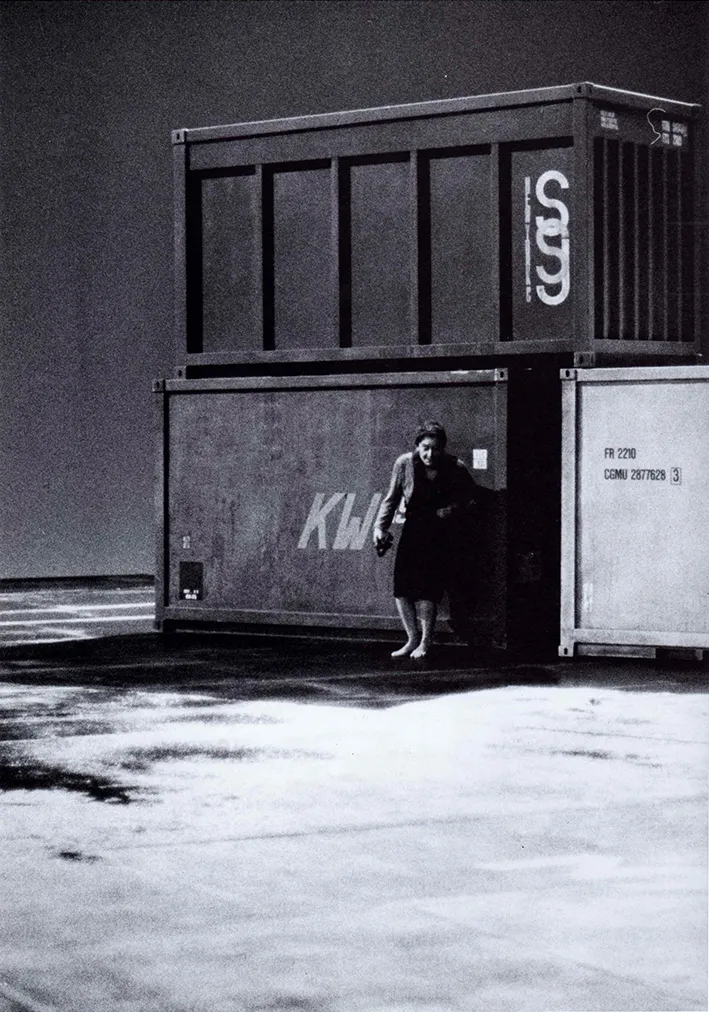 Maria Casarès, QUAI OUEST, mise en scène Patrice Chéreau, 68 Théâtre des Amandiers-Nanterre, 1986.