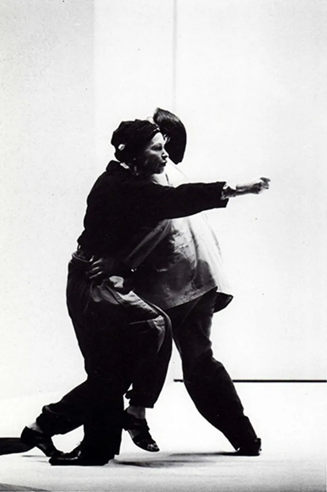 LE RETOUR AU DÉSERT.Mise en scène Alexandre Lang, Thalia Theater, Hambourg.