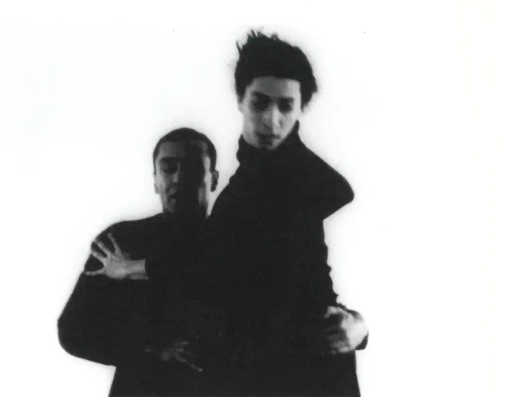 Guy Vaizman Farooq Chaudry LES PLIS DE LA NUIT chorégraphie de Michèle Noiret Photos Aldo Piscina