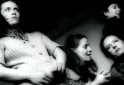 Muriel Jacobs, Michèle Schor, Jacqueline Bollen, Claire Bodson, dans LES MANGEUSES DE CHOCOLAT de Philippe Blasband, mise en scène de l’auteur. Photo Jorge Léon/Coto de Caza.