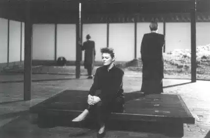 Marie-Pierre Meinzel dans CASSANDRE, de Michèle Fabien, d’après Christa Wolf. Mise en scène de Marc Liebens, 1995. Photo Marie-Françoise Plissart.