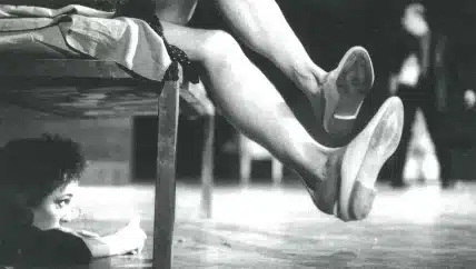 PEAUX DE CHAT d’Alain Cofino Gomez, mise en scène de Micheline Hardy au Théâtre Le Public,.1996. Photo Jorge Léon/Coto de Caza.