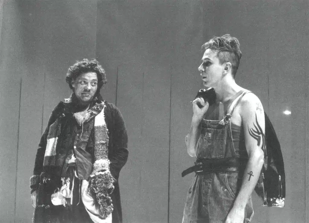 François Sikivie, Bernard Sens, dans UN HOMME DE COMPAGNIE, de Jean Louvet, mise en scène d’Armand Delcampe à l'Atelier Théâtral de Louvain-la-Neuve, 1994. Photo Serge Simon.