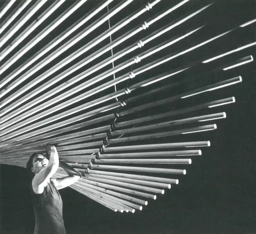 Véronique Mermoud dans DIOTIME ET LES LIONS d'Henry Bauchau, mise en scène de Gisèle Sallin. Photo Mario Del Curto.