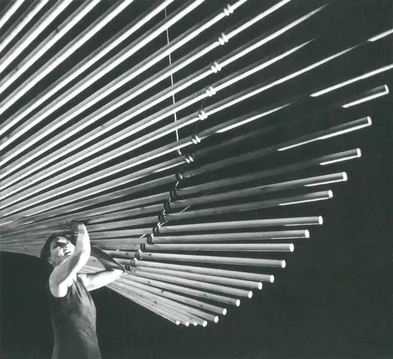 Véronique Mermoud dans DIOTIME ET LES LIONS d'Henry Bauchau, mise en scène de Gisèle Sallin. Photo Mario Del Curto.