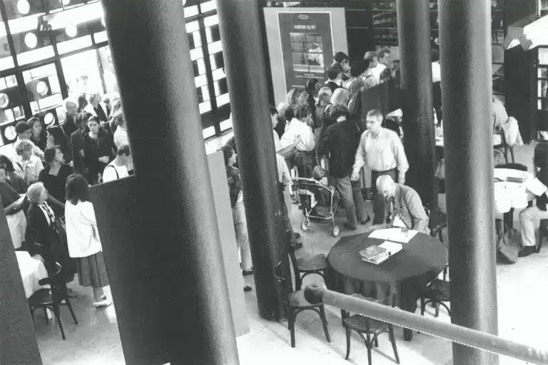 Le foyer de la Comédie de Saint-Étienne (saison 92/93). Photo Isabelle Fournier.