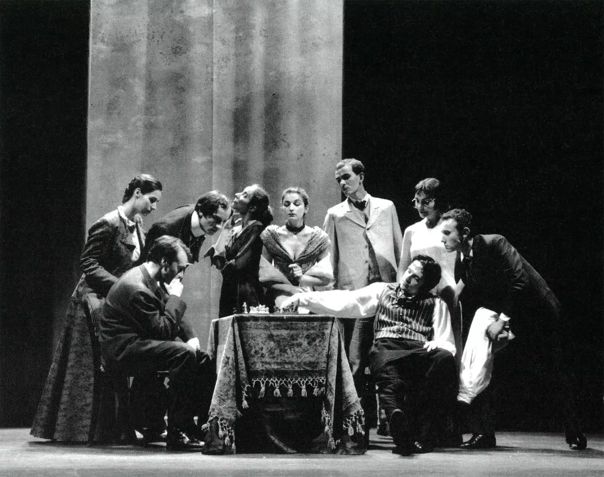 PLATONOY de Anton Tchekhov. Mise en scène de Ludovic Lagarde. Photo Brigitte Enguerand.