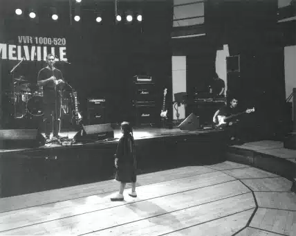 Le Botanique, salle de la Rotonde, le groupe Melville répète un concert de rock, août 1998. Photos Vincent Lebrun.