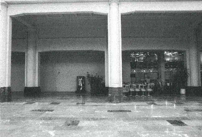 Le Rideau de Bruxelles,
répétition du CHÂTEAU
mis en scène par
Jules-Henri Marchant,
24 août 1998.
Photos Christian Carez.