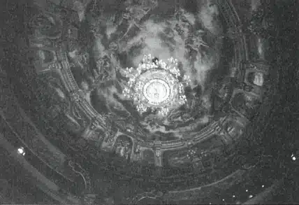 Le Théâtre Royal de la Monnaie, 5 septembre 1998. Photos Christian Carez.