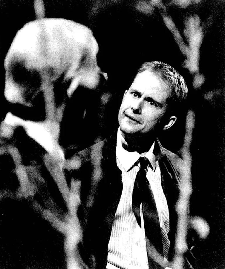 Billy Boyd dans KILL THE OLD AND TORTURE THEIR YOUNG de David Harrower, mise en scène Claude Régy, 2000. Photo Kevin Low.