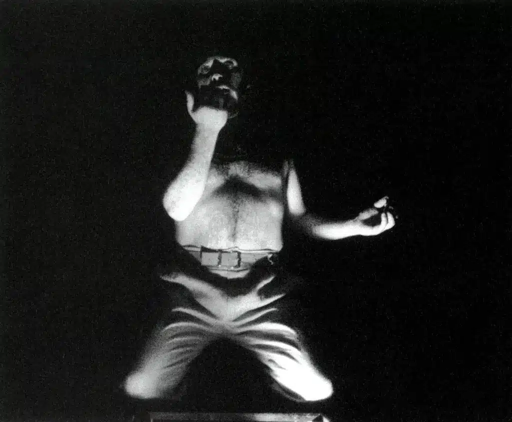 Marcel Delval dans UN FAUST, mise en scène Marc Liebens. Photo Danièle Pierre.