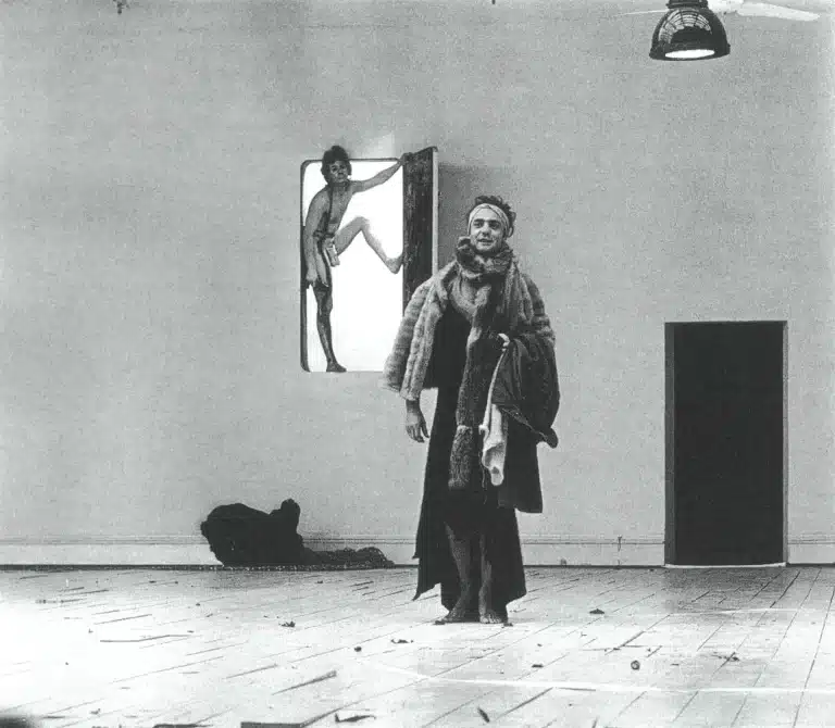 Michael Kônig et Bruno Ganz dans LES BACCHANTHES d’Euripide, mise en scène de Klaus Michael Grüber, Schaubhüne de Berlin, 1974, photo Helga Knéïidl.