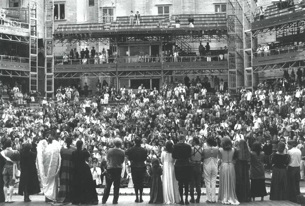 Saluts du SOULIER DE SATIN, mise en scène Antoine Vitez, photo Marc Enguerand.