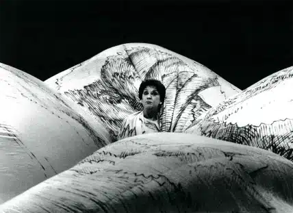 LE CONTE D'HIVER de Shakespeare, mise en scène Jorge Lavelli, avec Maria Casarès, photo Marc Enguerand.