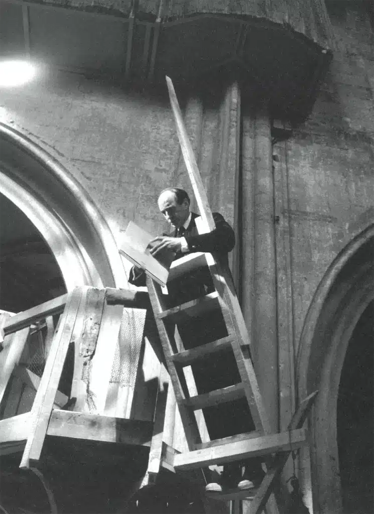 L'HYPOTHÈSE de Robert Pinget, mise en scène Joël Jouanneau, avec David Warrilow, photo Brigitte Enguerand.