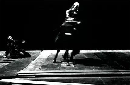 HAMJ.ET de Shakespeare, mise en scène Patrice Chéreau, avec Gérard Desarthe et W. Yordanoff, photo Marc Enguerand
