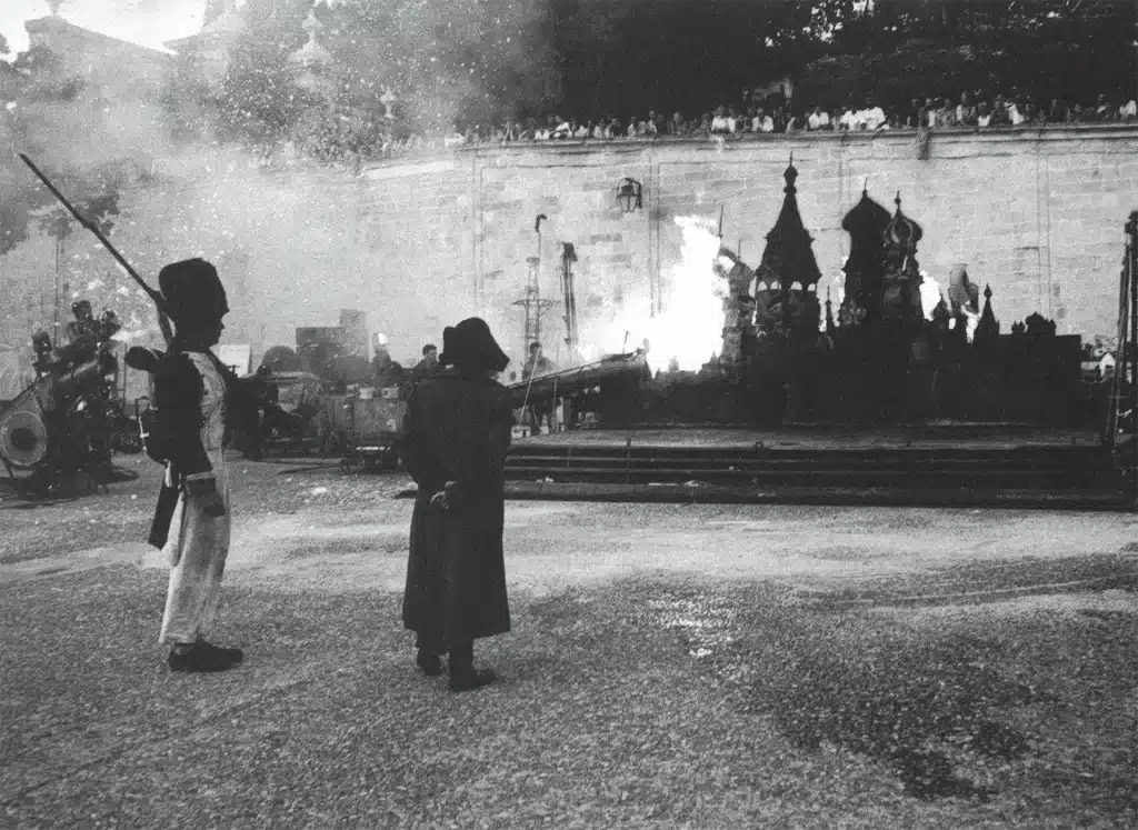 LA VÉRITABLE HISTOIRE DE FRANCE, Royal de Luxe, mise en scène Jean-Luc Courcoult, photo festival d'Avignon.