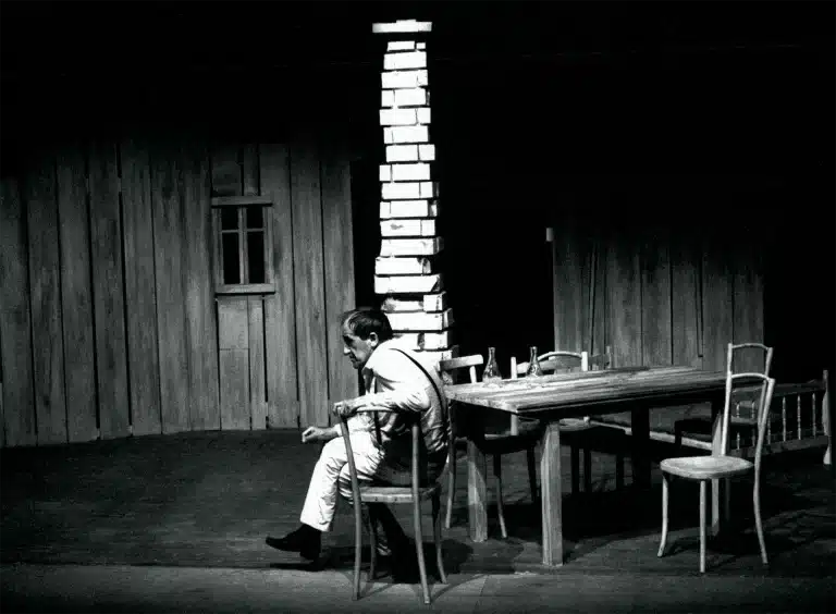 Ô DOUCE NUIT, création et mise en scène de Tadeusz Kantor, photo Monique Rubinel / Enguerand.