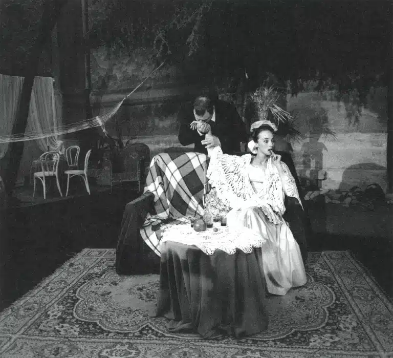 LOUPS ET BREBIS d'Alexandre Ostrovski, mise en scène Piotr Fomenko, photo Armelle Paranthoen/ Marc Enguerand.