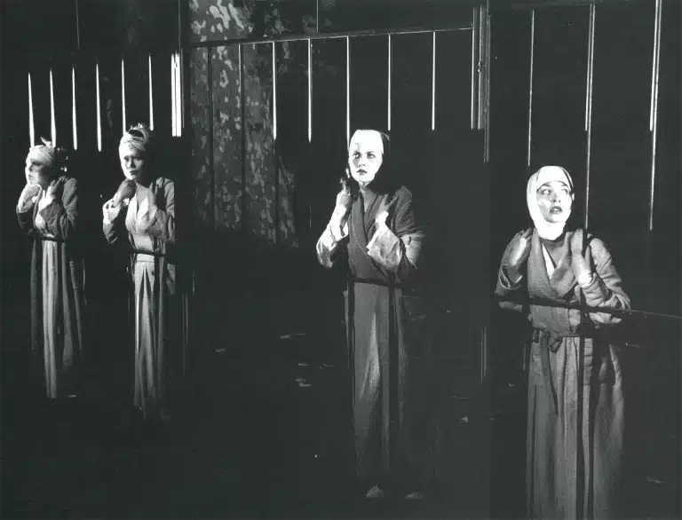 MARAT/SADE d'après la pièce de Peter Weiss, mise en scène Iouri Lioubimov, photo Vincent Pontet/ Enguerand.