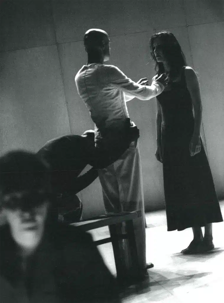 BÉRÉNICE de Jean Racine, mise en scène Frédéric Fisbach et Bernardo Montet, photo Philippe Delacroix / festival d'Avignon.