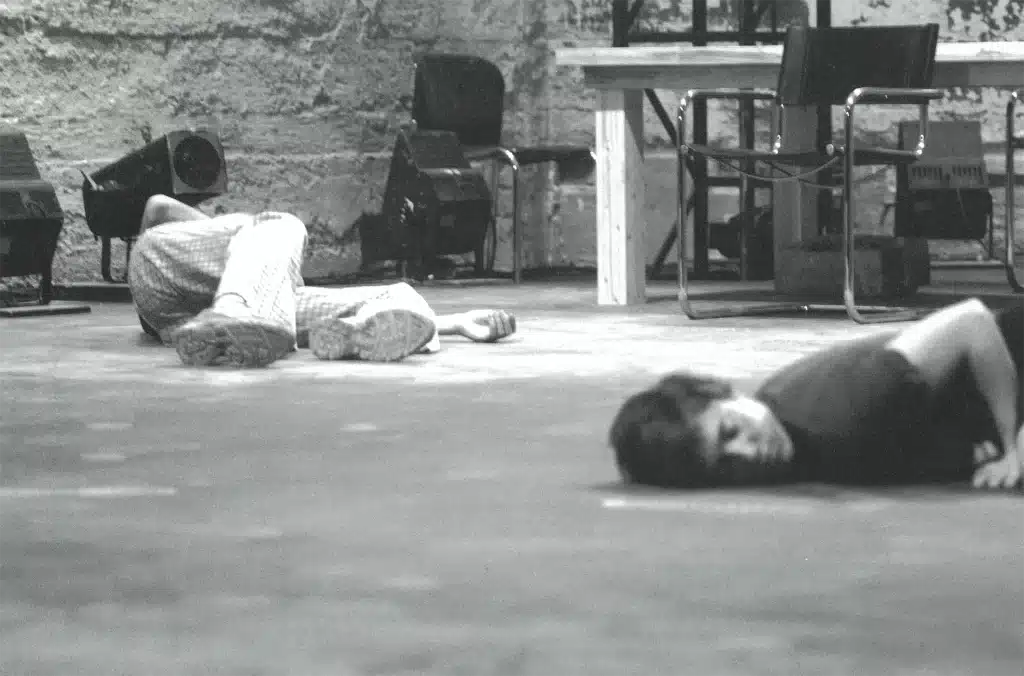 AFTER SUN de Rodrigo Garía, photo Philippe Delacroix / festival d'Avignon.