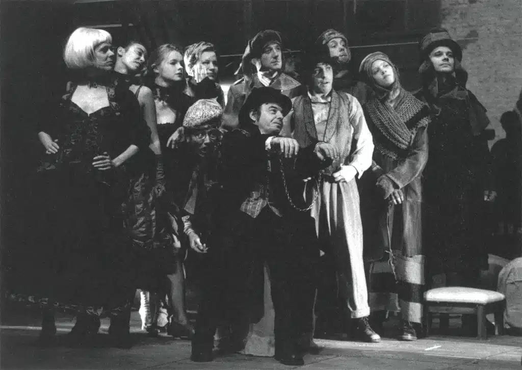 L'OPÉRA DE QUAT'SOUS, mise en scène Carlo Boso au Théâtre de l'éveil, 1999. Photo Danièle Pierre.