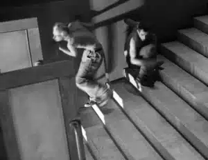 PERSONENKREIS 3.1 de Lars Noren, mise en scène de Thomas Ostermeier, Schaubühne de Berlin, 2000. Photo Arno Declair.