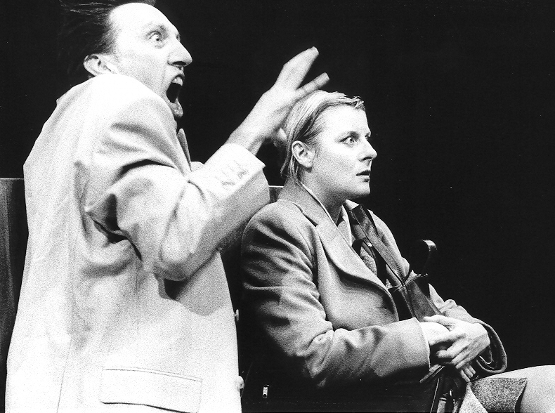 Philippe Grandhenry et Catherine Salée dans L’INSTANT de Jean-Marie Piemme, mise en scène d’Isabelle Pousseur, Théâtre de la Balsamine.