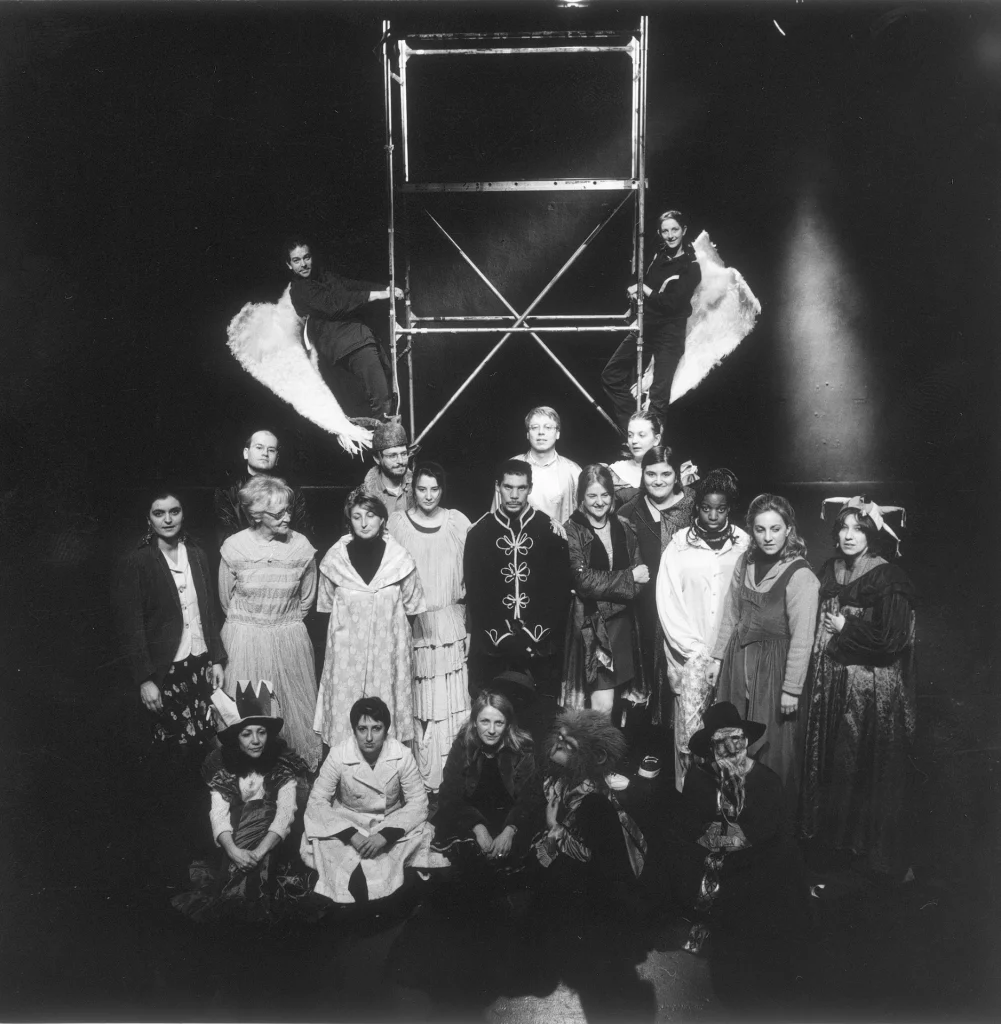 TRACES DE QUARTIER, écriture Alain CofinoGomez, mise en scène Valérie Cordy, Théâtre de la Balsamine. Photo Jeanne Bidlot.