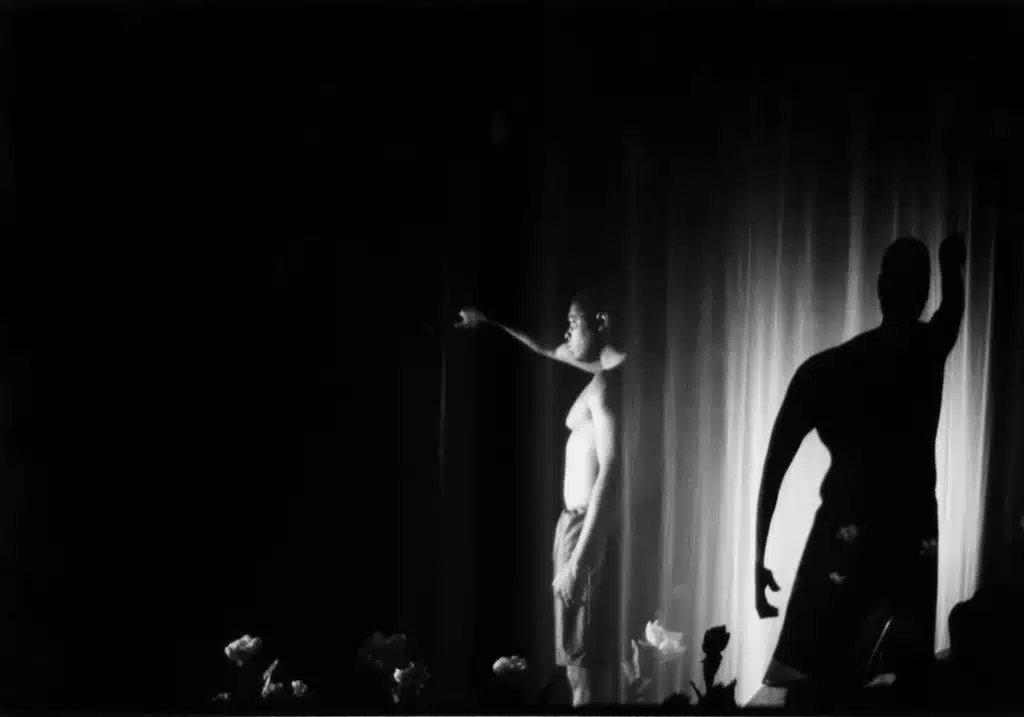 BLACK BATTLES WITH DOGS de Bernard-Marie Koltès, mise en scène Athur Nauzyciel à Atlanta. Photo Alain Fonteray.