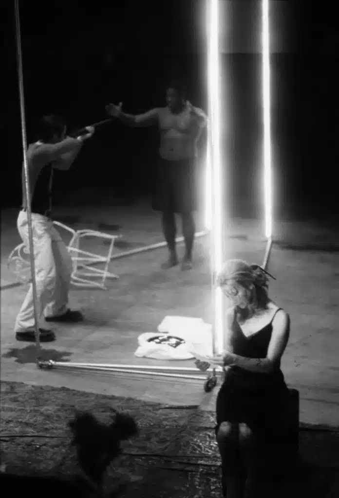 BLACK BATTLES WITH DOGS de Bernard-Marie Koltès, mise en scène Athur Nauzyciel. Photo Alain Fonteray.