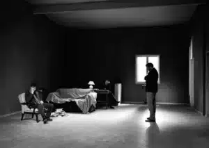 Luigi Lo Cascio, Maria Paiato et Fausto Russo Alesi dans IL SILENZIO DEI COMUNISTI de Vittorio Foa, Miriam Mafai et Alfredo Reichlin, mise en scène Luca Ronconi, Piccolo Teatro, Milano, 2006. Photo Marcello Norberth.