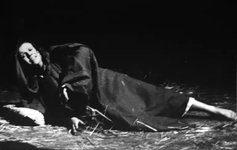 Marie-Luce Bonfanti dans IN AMERICA CUICATL de Xavier Pommeret, mise en scène Carlos Wittig-Montero.