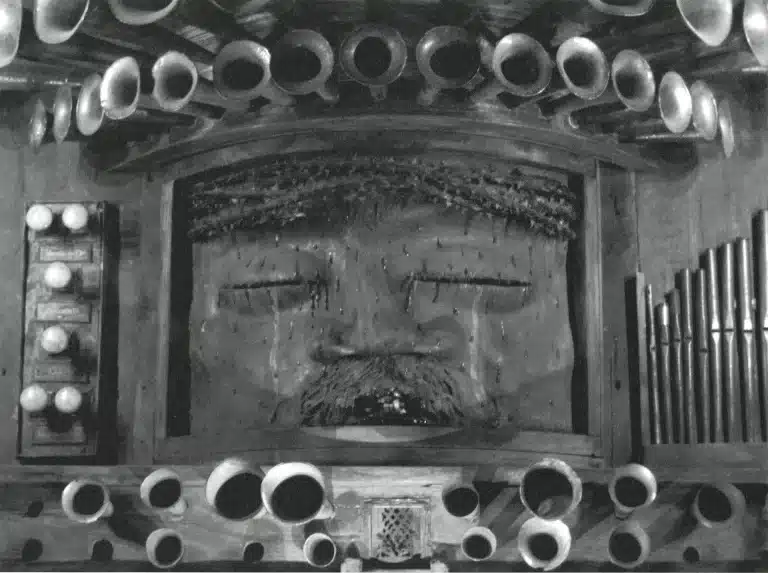 LACRIMI, installation des frères Quay, Riga.