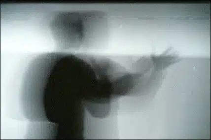 Yann Boudaud dans MELANCHOlIA - THÉÂTRE de Jon Fosse, mise en scène Claude Régy, Théâtre de la Colline, Paris, 2001. Photos Brigitte Enguerand