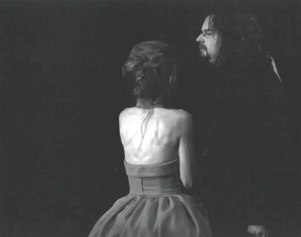 Marie Lecomte et Philippe Jeusette dans LE MISANTHROPE de Molière, décor Vincent Lemaire, lumières et mise en scène Philippe Sireuil, Théâtre National de Belgique, 2008. Photo Danièle Pierre.