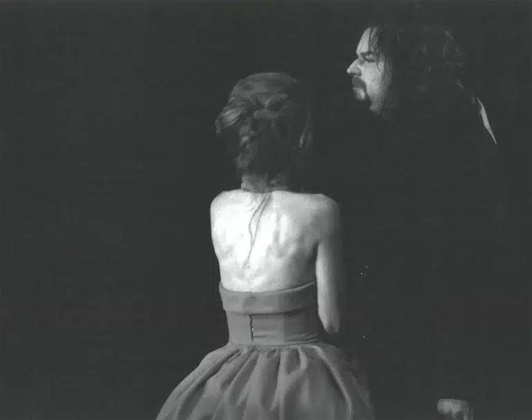 Marie Lecomte et Philippe Jeusette dans LE MISANTHROPE de Molière, décor Vincent Lemaire, lumières et mise en scène Philippe Sireuil, Théâtre National de Belgique, 2008. Photo Danièle Pierre.