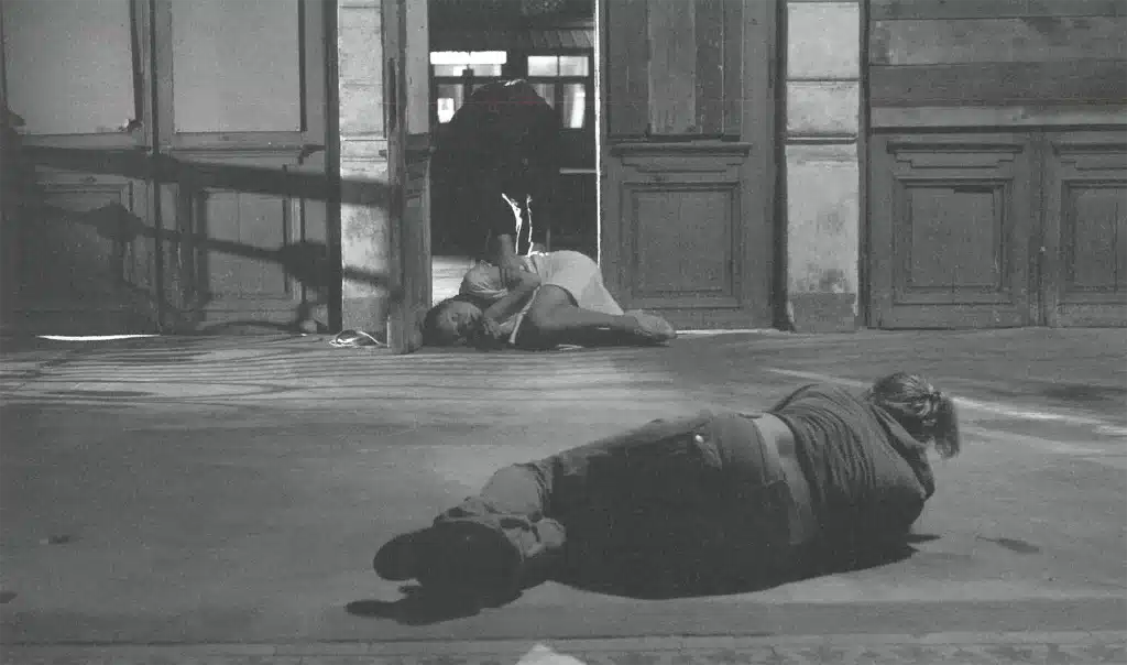 SALLE D’ATTENTE, écrie et mis en scène par Villiam Dočolomanský, 2006. Photo Viktor Kronbauer.